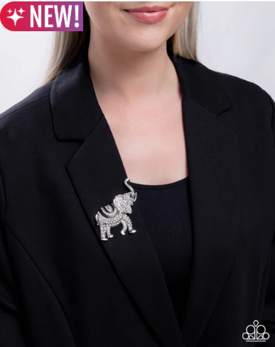 Elephant Embrace - Black ♥ Brooch