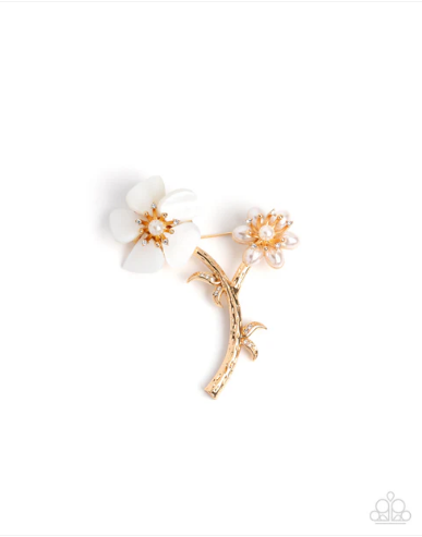 Blooming Boutonniere - Gold ♥ Brooch