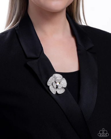 Festive Flourish - White ♥ Brooch